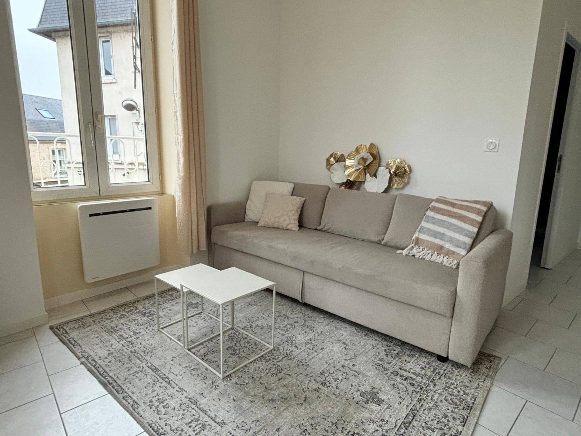 Au Coeur De La Apartment